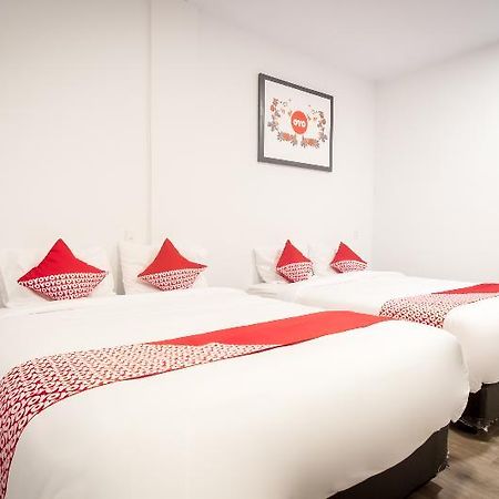 Oyo 835 Metropolitan Home Stay Medan Dış mekan fotoğraf